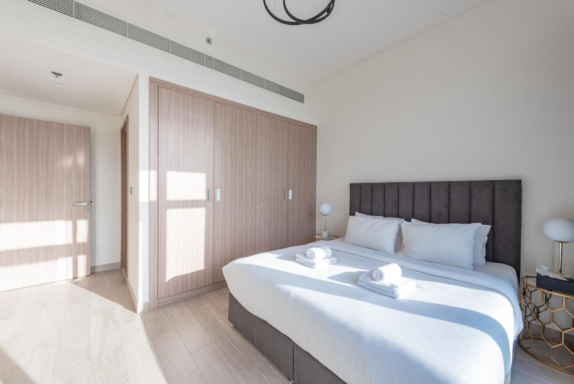 Appartement Cozy & Convenient 1Br Haven In Al Jaddaf à Dubaï Extérieur photo